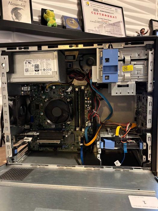 Офис компютър intel i5, R5 200, 4 Ram, 256 SSD, 500 HDD, 265W GOLD