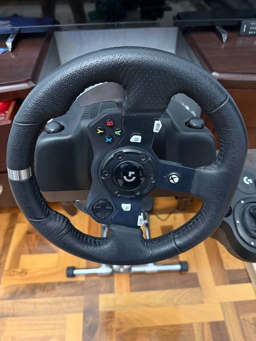 Xbox Series X 1TB (чёрный, с дисководом)