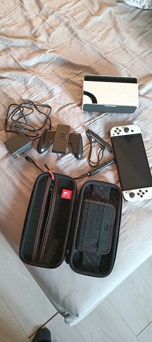 Nintendo Oled cu accesorii