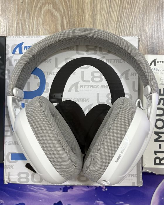 Клавиатура, мышь и прочая компьютерная переферия.