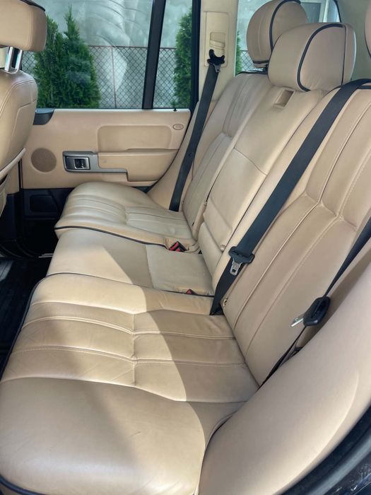 Land rover vogue