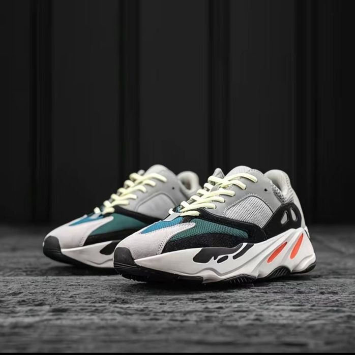 Продам красовки женские