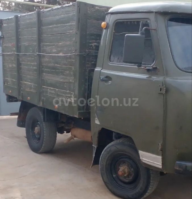 Uaz bortovoy 1982yil