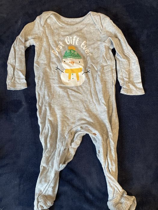 Lot pijamale de Craciun 9-12 luni  F&F