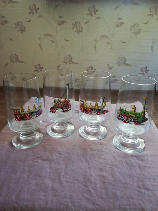 Продается бокалы.