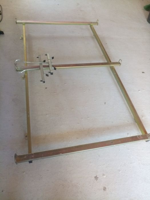 Vand acest portbagaj peugeot