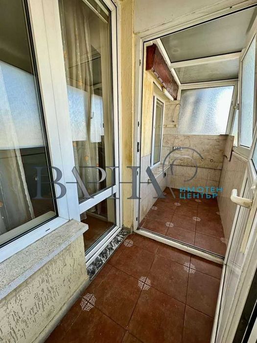 Двустаен на Лятно Кино Тракия до Фратели