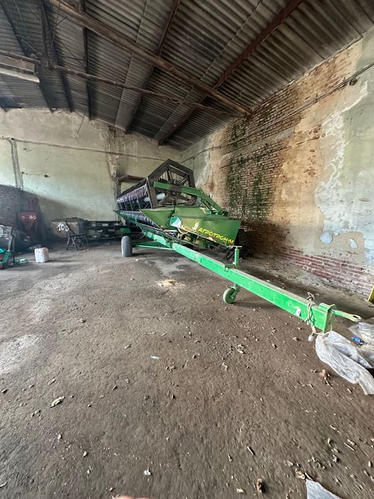 Комбайна John Deere 2266 ехтра