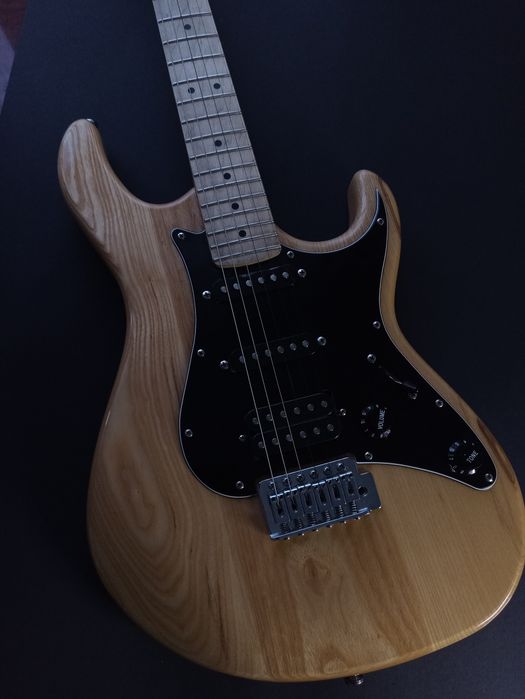 Электрогитара Cort G200Deluxe