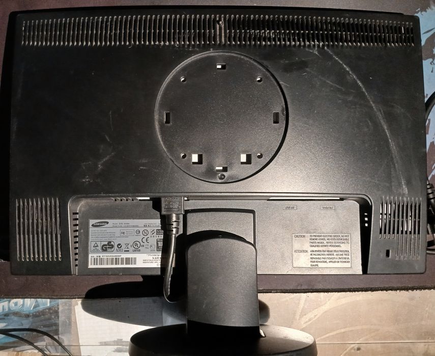 Монитор 18,5 ' Samsung SyncMaster 943SN