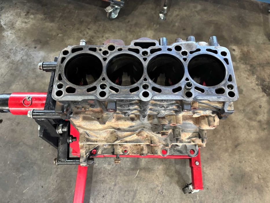 Bloc motor vokswagen vw golf passat touran 2.0 CBDC CBDB