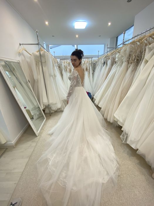 Vand rochie de mireasa 2 in 1, model sirena