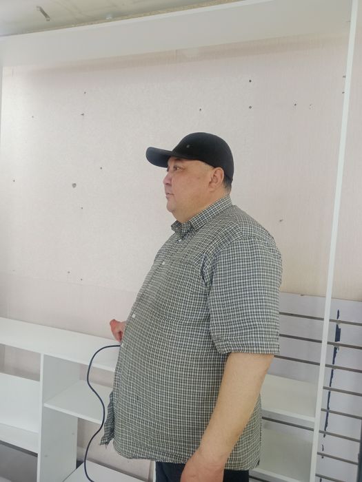 Плотник. Оказываю услуги плотника. Ремонт кровати .диваны.мебель