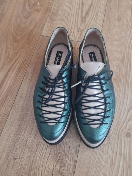 Vând încălțăminte Creative Shoes - mărimea 37-38