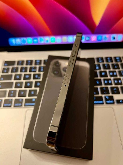 Продам iPhone 14 Pro Max 256 GB Space Black