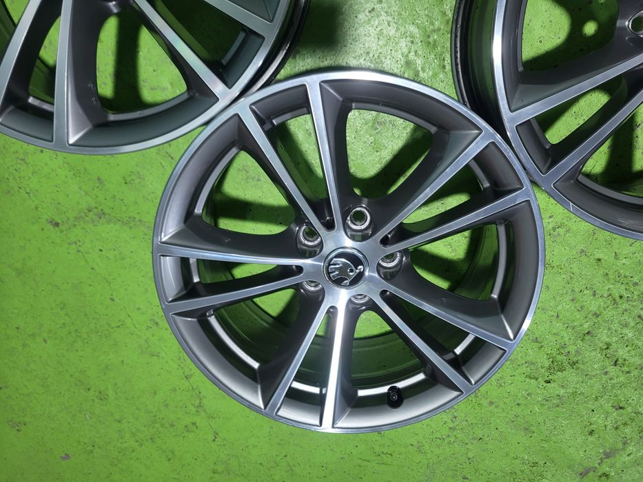 17 5x112 Skoda лети джанти 5х112 шкода