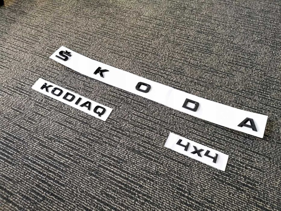 Set embleme haion SKODA KODIAQ 4x4 emblema stema sigla scris inscriptii ...