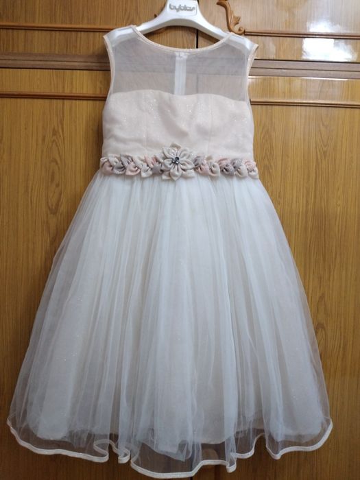Нарядное платье  для  девочек