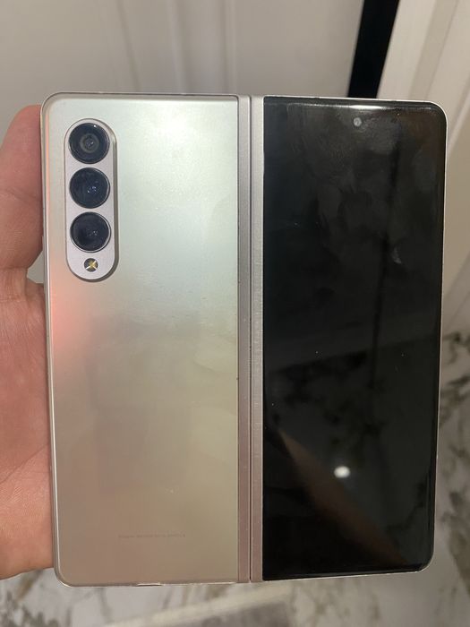 Samsung fold 3 5G