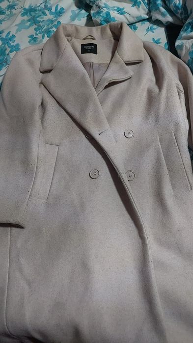 Продам пальто, каждое по 8тысяч