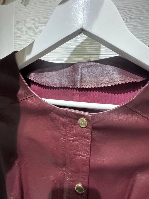 Бургунди кожено яке