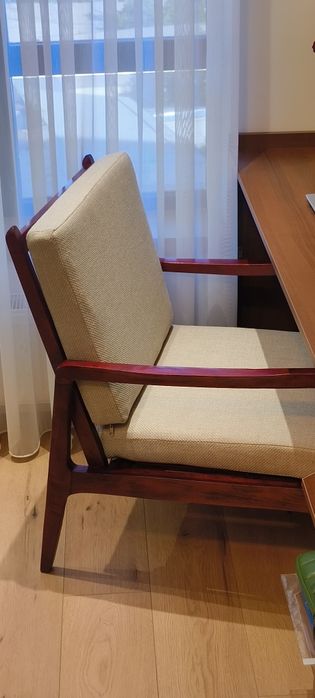 Продается советское кресло из масива, отреставрированая