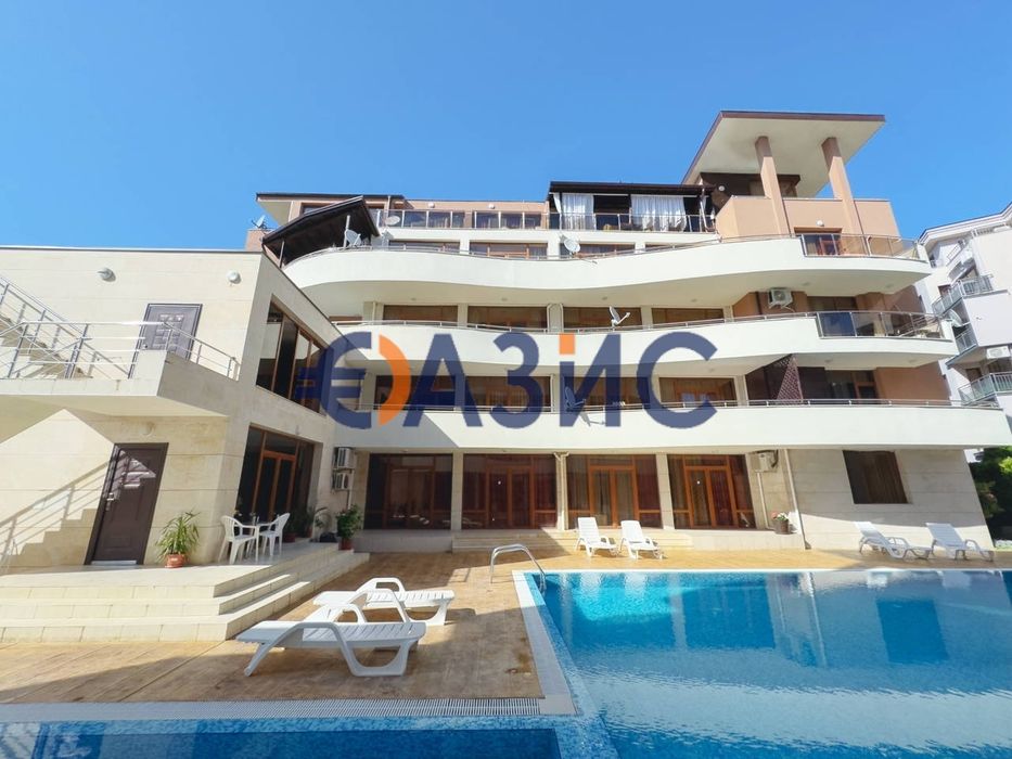 Продава се Тристаен апартамент в к.к. Слънчев бряг - 91 кв.м за 1011 €/кв.м - Снимка #10