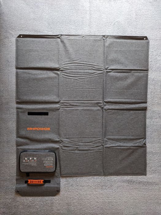 Соларен панел MHPOWOS 120W. Лек и сгъваем, (кемпер, каравани, туризъм)