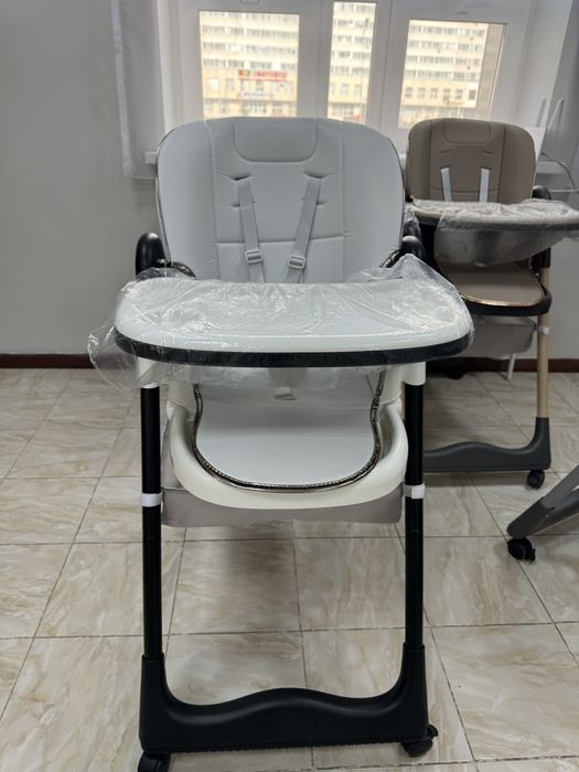 продам столик для кормления