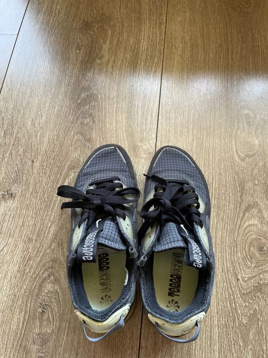Маратонки Nike.