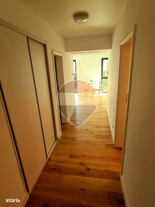 3 camere Timpuri Noi | Loc de parcare