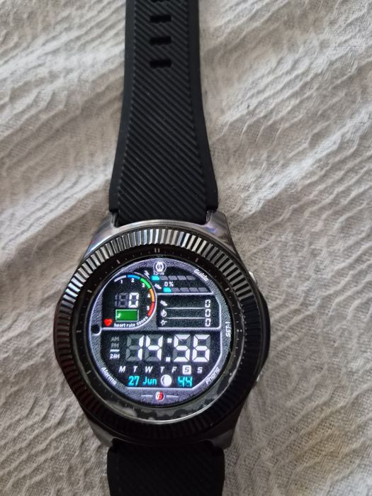 Продавам  часовник samsung