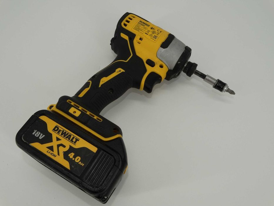 Dewalt DCF 809 + 4.0 Ah + Подарък - Импакт драйвер 190 НМ гр. Варна м-т ...