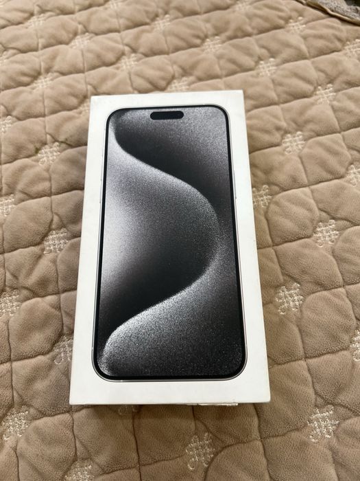 Iphone 15 pro max white