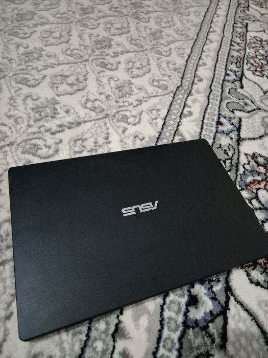 Ноутбук Asus Vivobook go 14