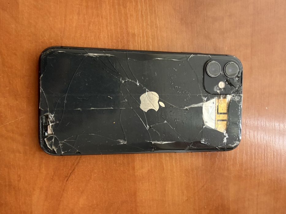 Продам или обменяю iphone 11