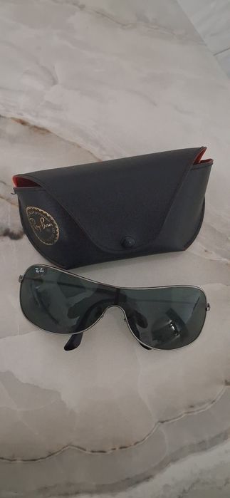 Vând ochelari Ray-Ban