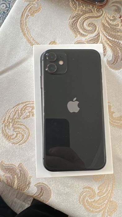 Продам Iphone 11