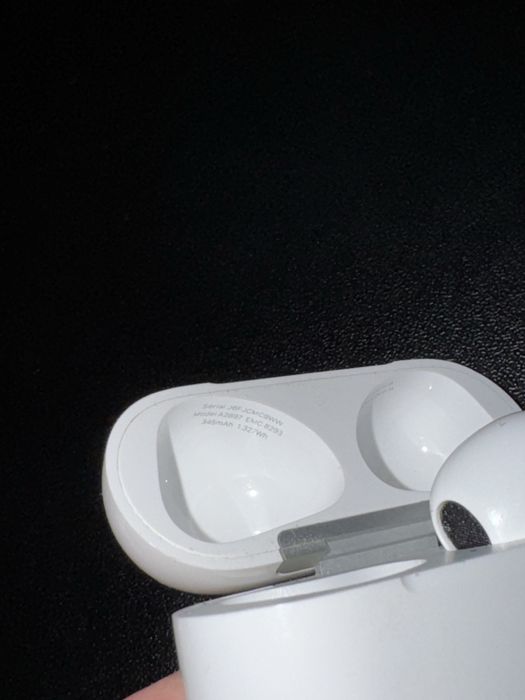 Apple AirPods 3 defect casca stângă