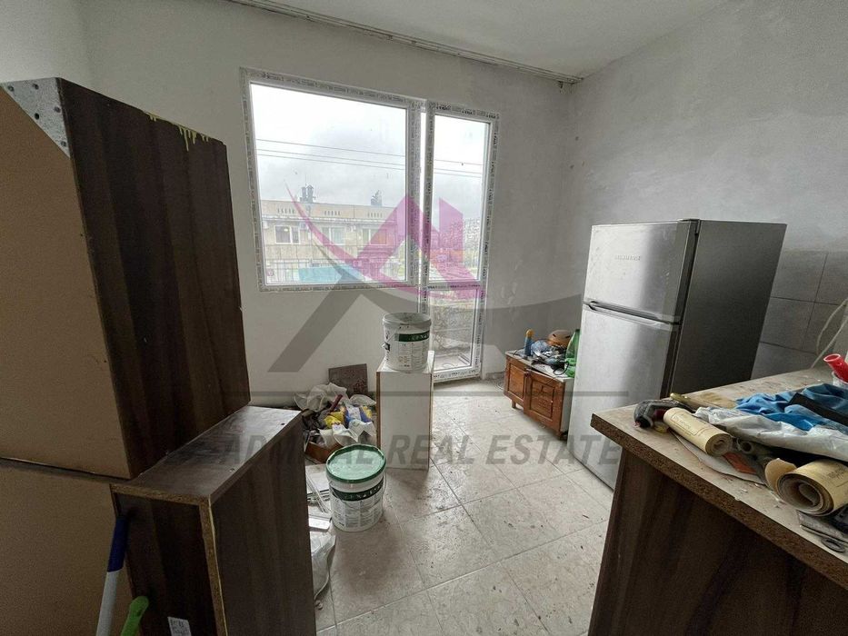 Продава се Двустаен апартамент в Варна, Младост 1 - 45 кв.м за 1834 €/кв.м - Снимка #2