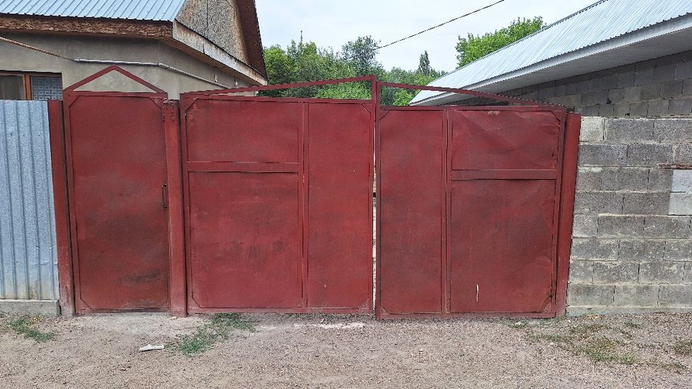 Продаётся ворота 30000