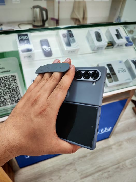 Fold 6 Samsung 12/256 (chehol bonus)