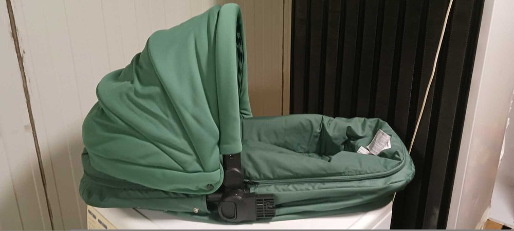 Vand landou carucior