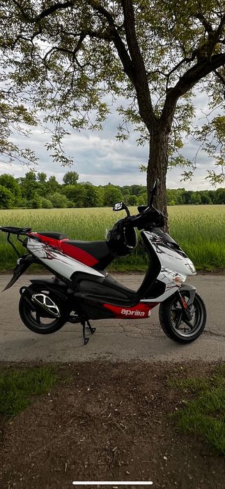 Scuter Aprilia SR 50
