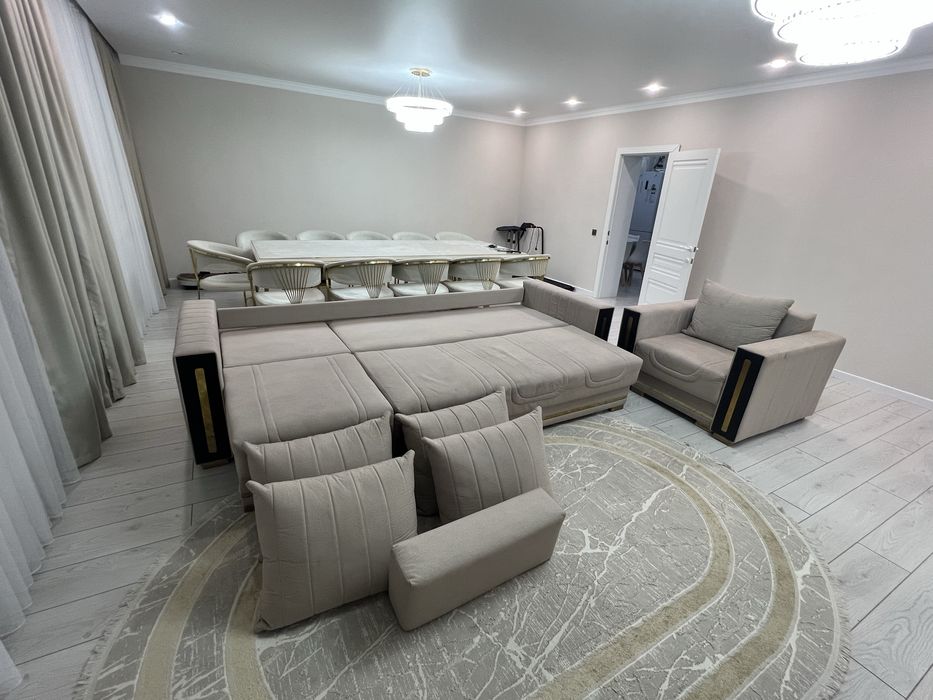 Диван в хорошем состоянии