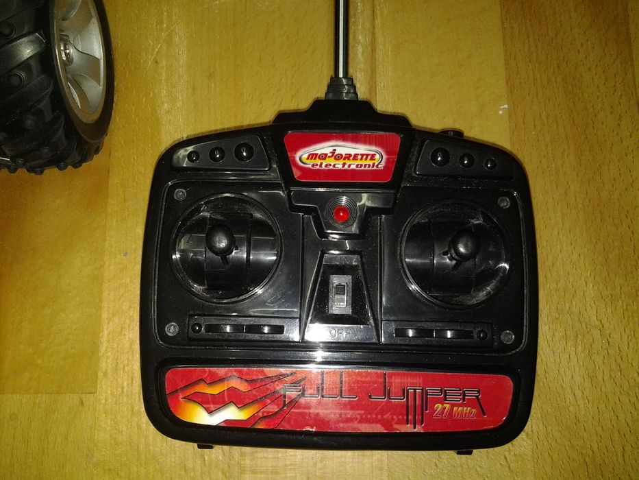 ***Majorette Toys | 25 cm | masinuta copii + telecomanda