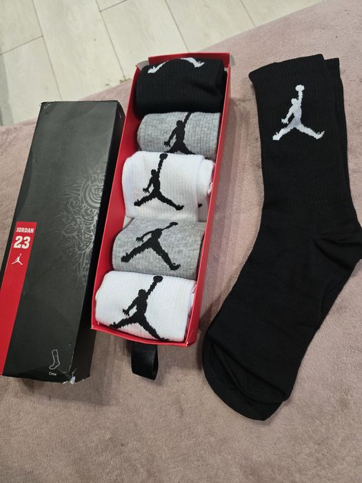 Ciorapi bumbac  Nike , Jordam  set 6 perechi noi la cutie