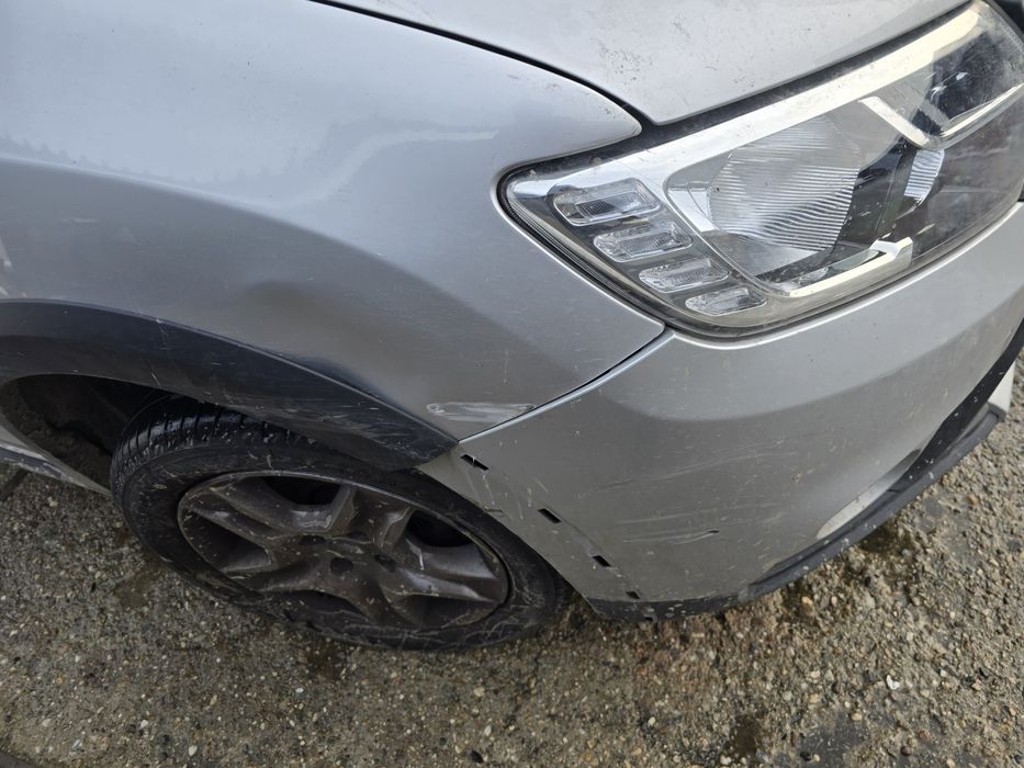 Dacia Sandero Stepway 2018 0.9 TCE usor avariat