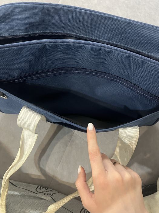 Продам сумочку (для учебы)