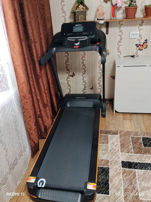 Продам беговую дорожку